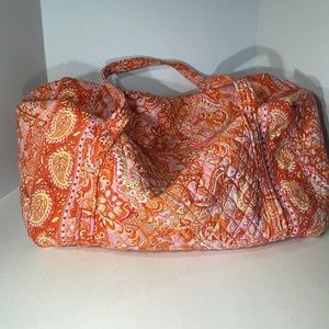 Fun Vera Bradley tote!